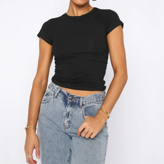 Seamless below the waist t-shirt