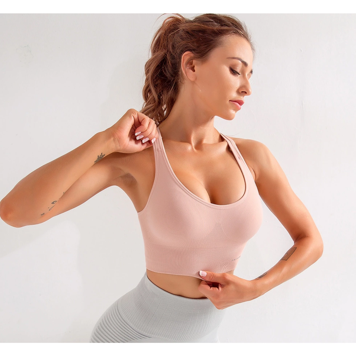 High Impact Adjustable Seamless Sports Bra